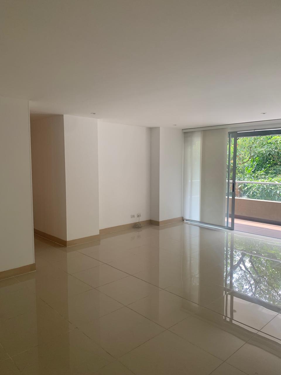 Apartamento en venta en Castropol Medellin