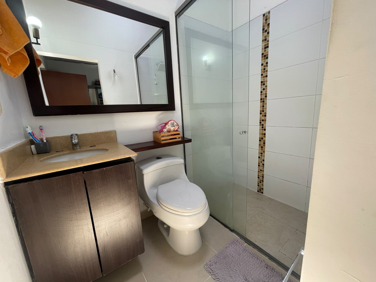 Casa amoblada en venta en La Estrella Sector Toledo