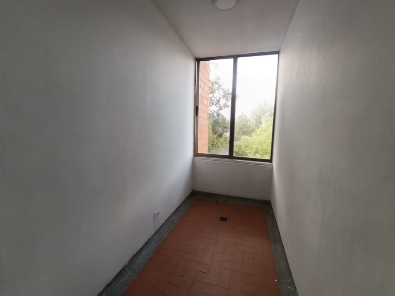 Apartamento en arriendo en Loma de los Bernal Medellín