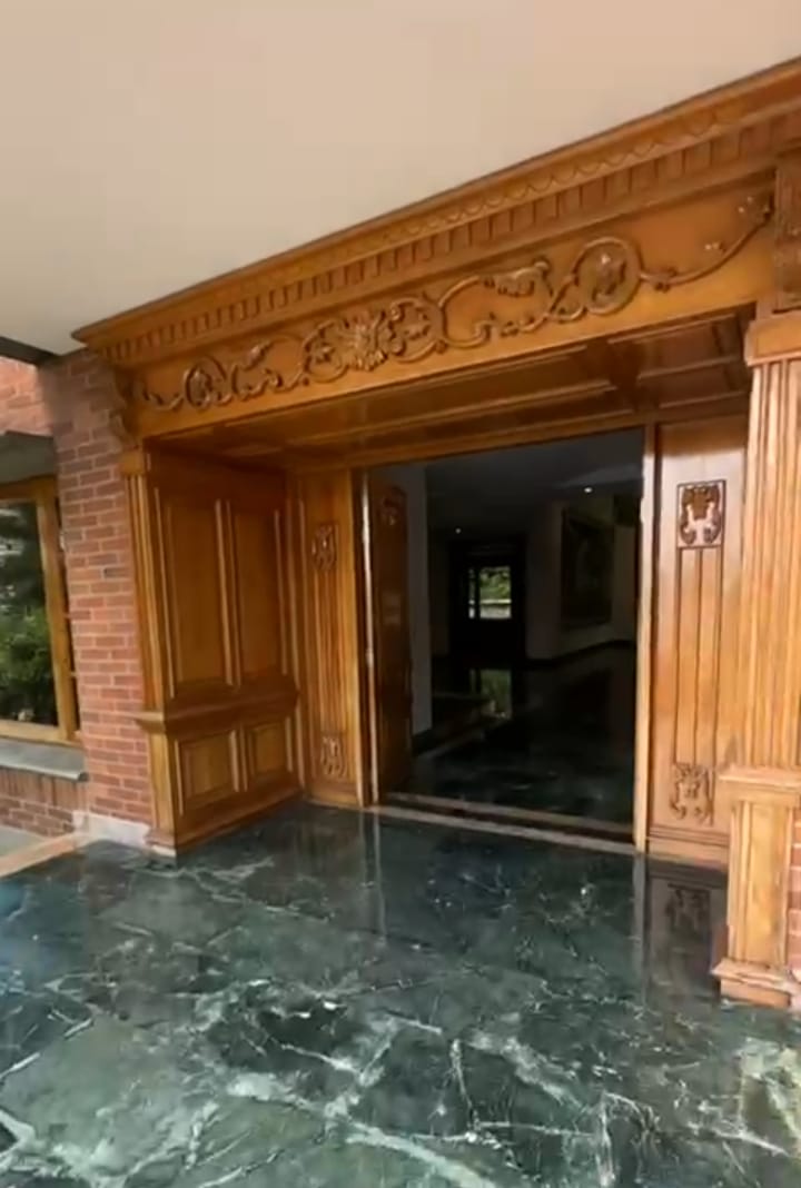 Casa en Venta La Calera El Poblado Medellin