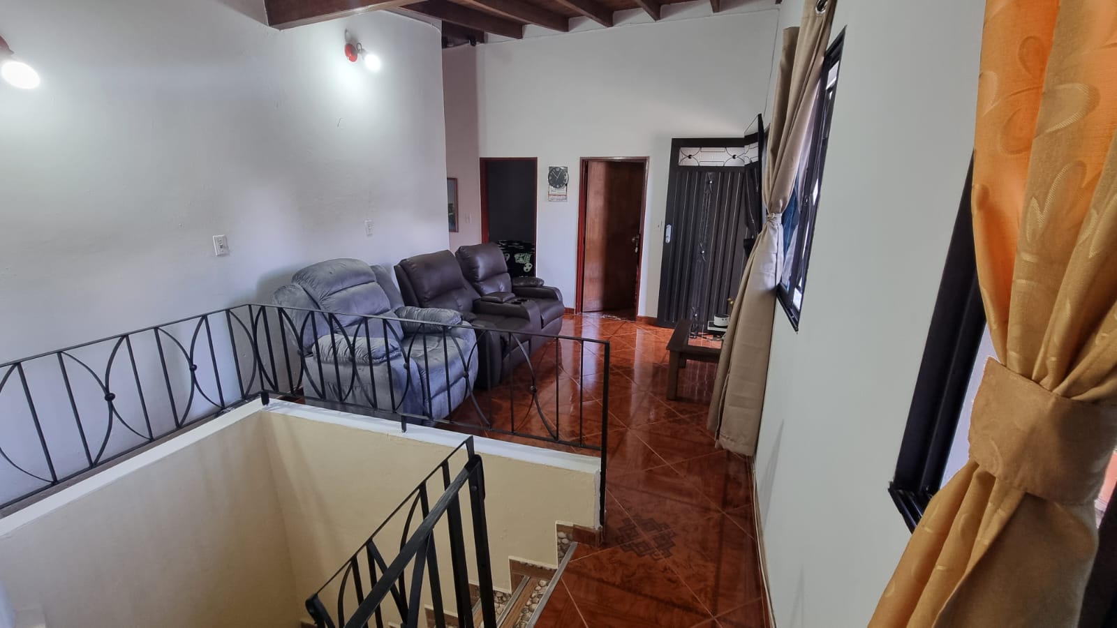CASA EN VENTA EN RODEO ALTO MEDELLIN