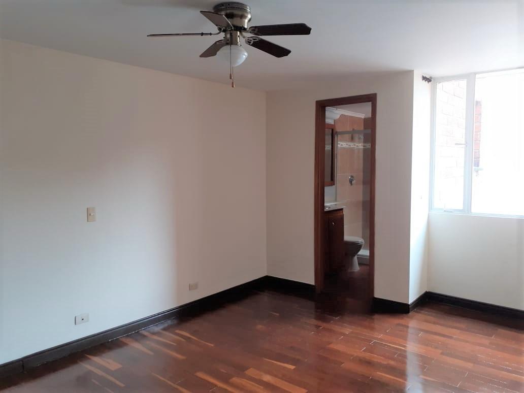 Apartamento para venta en laureles, medellin