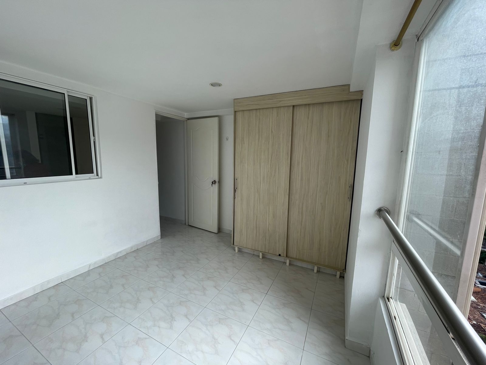 Apartaestudio para arrendamiento en Prado Centro