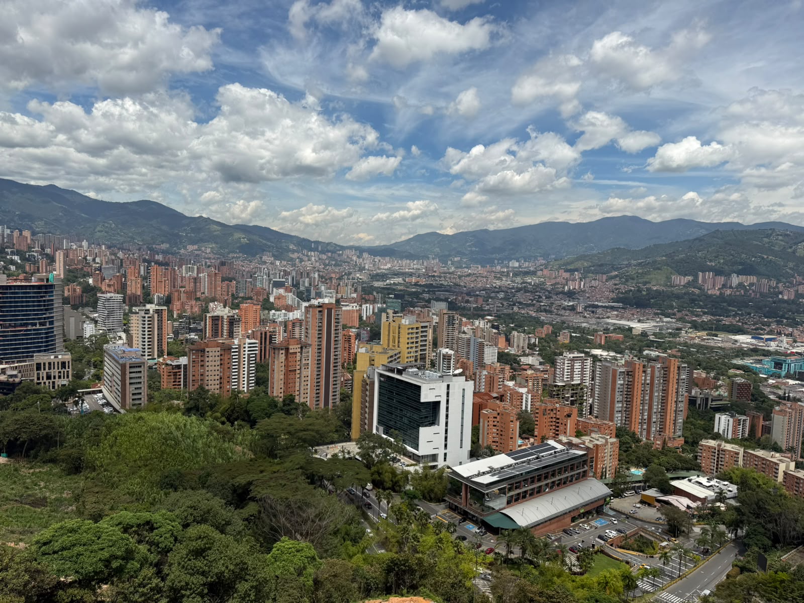Apartamento para arriendo en Las Palmas Medellín