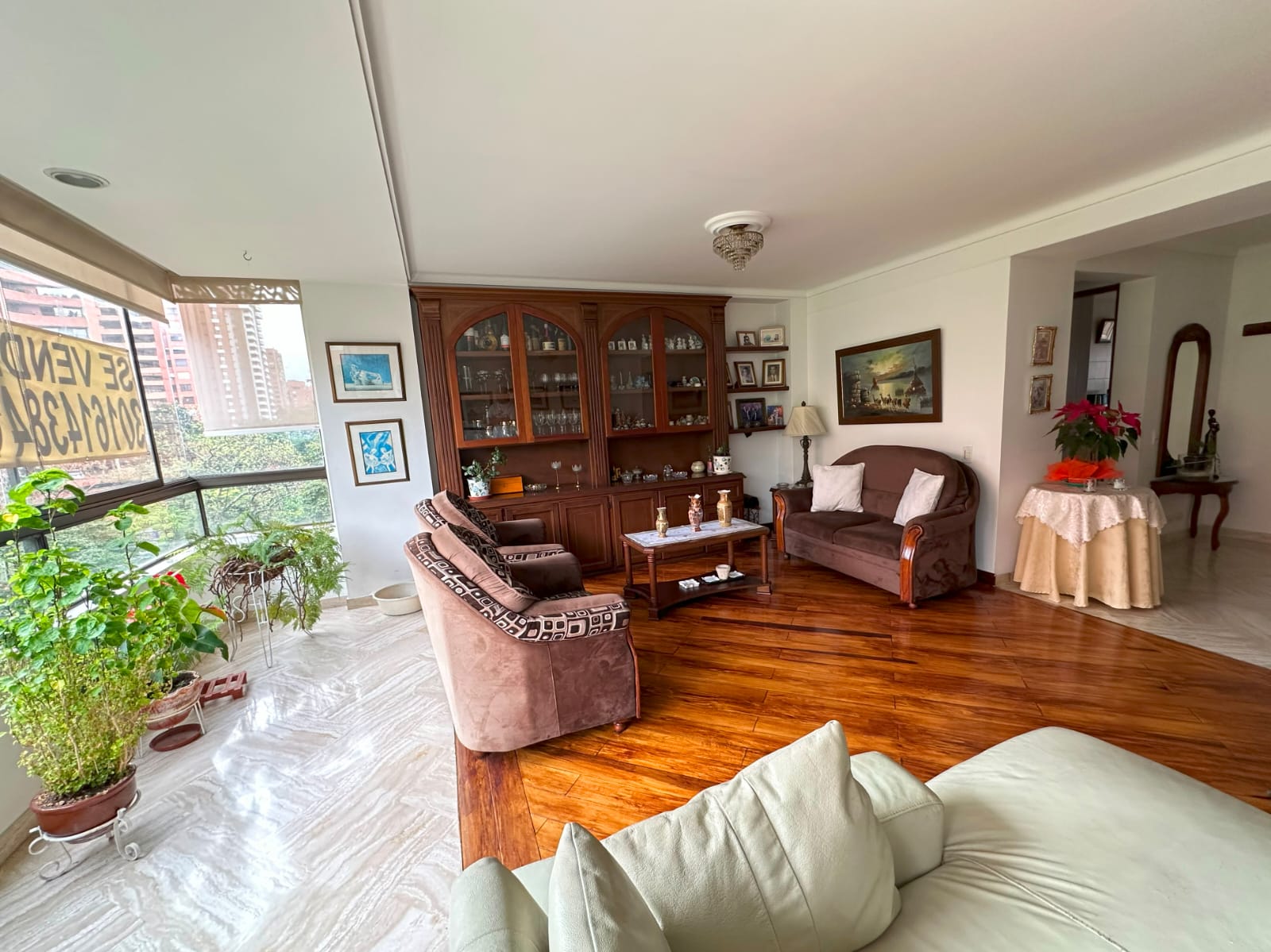 Apartamento para la venta en el poblado
