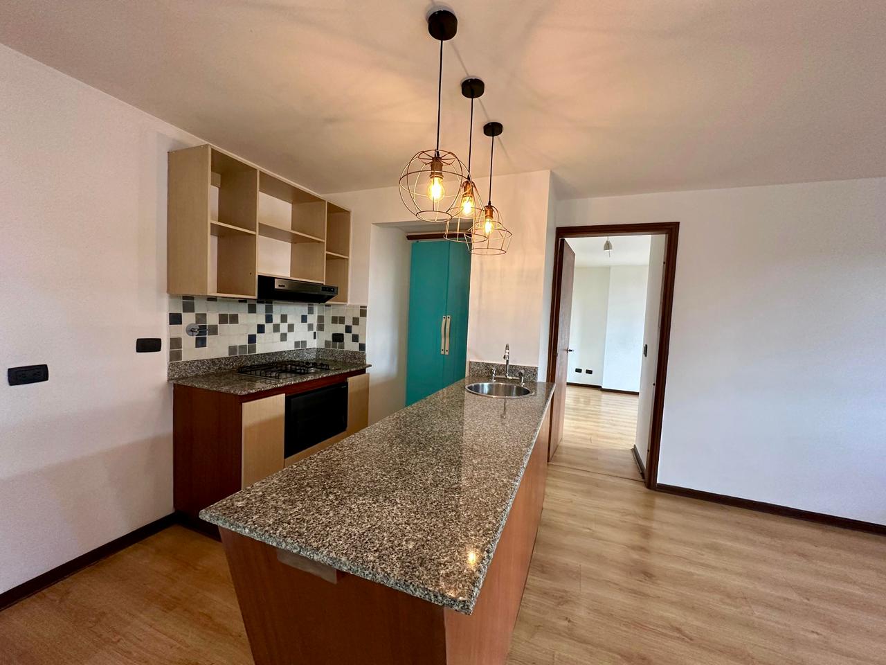 Apartaestudio para arriendo en El Poblado Los Balsos