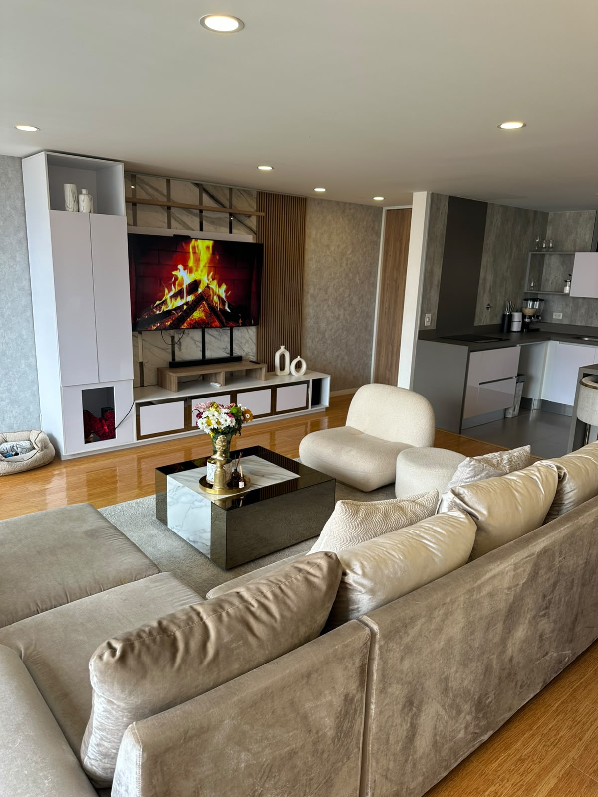Apartamento amoblado en La Loma de las Brujas Envigado