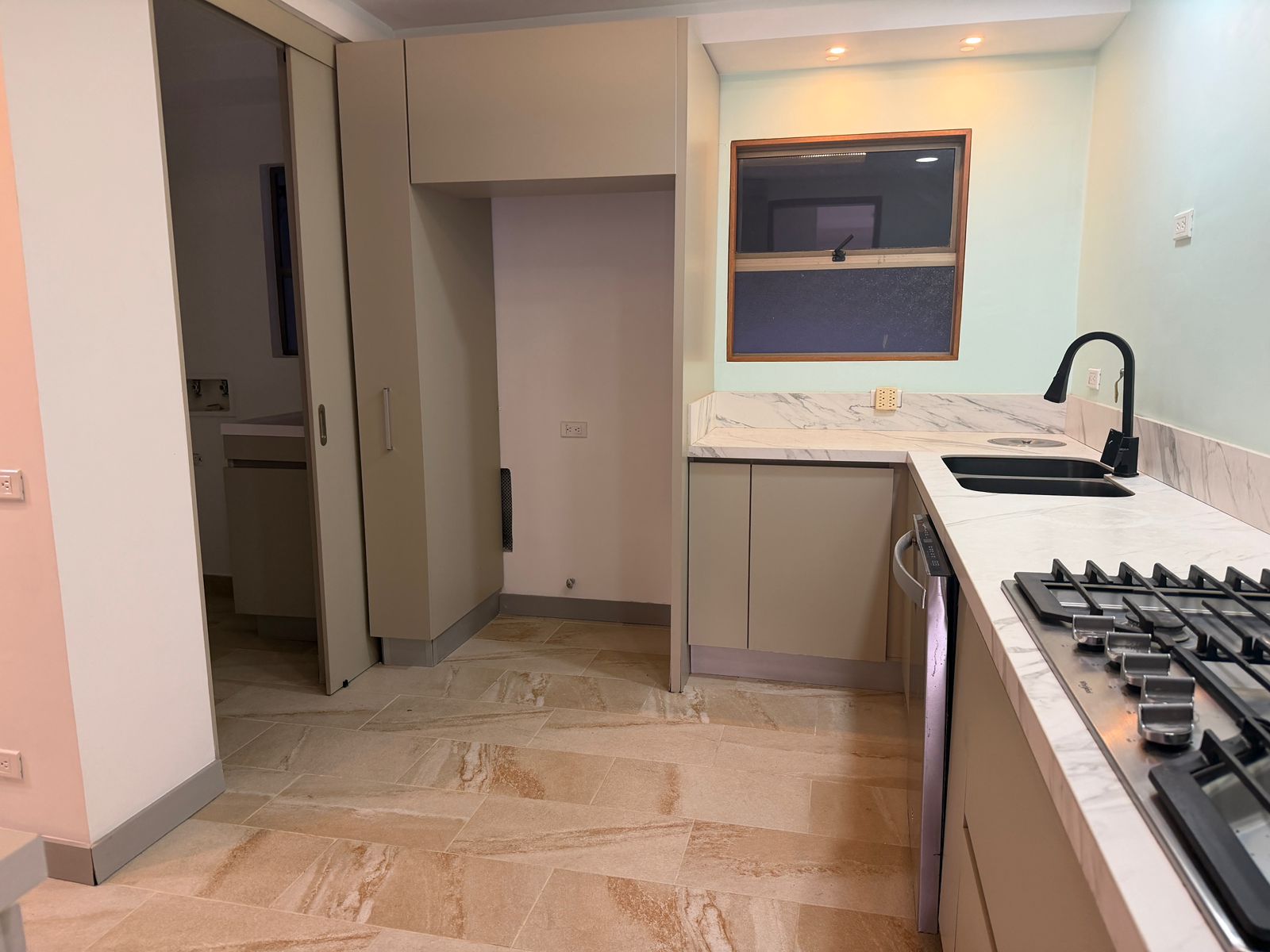 Apartamento para la venta en Envigado la Frontera  Poblado