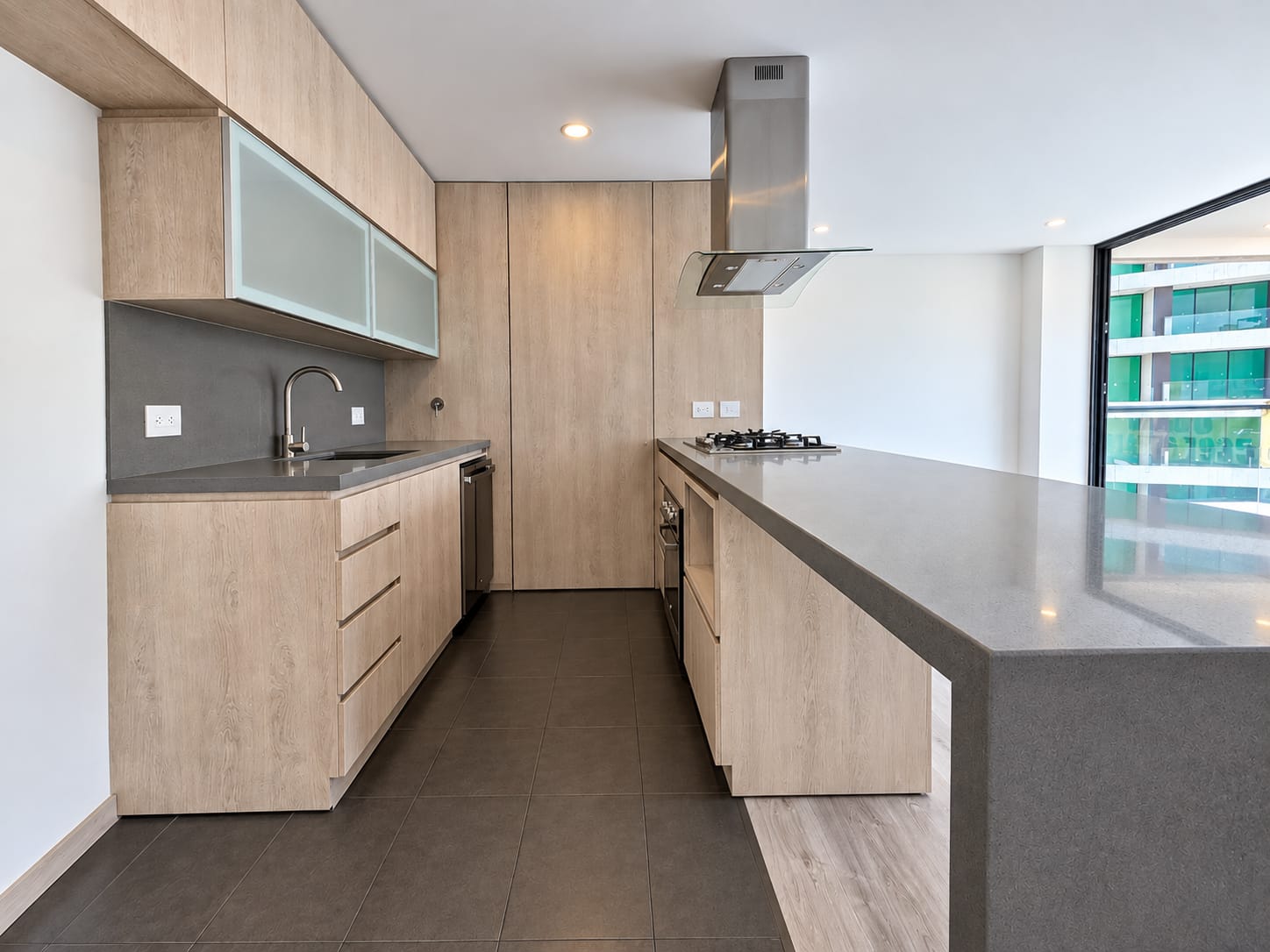 Apartamento nuevo en venta Las Palmas Medellín 2 parqueaderos