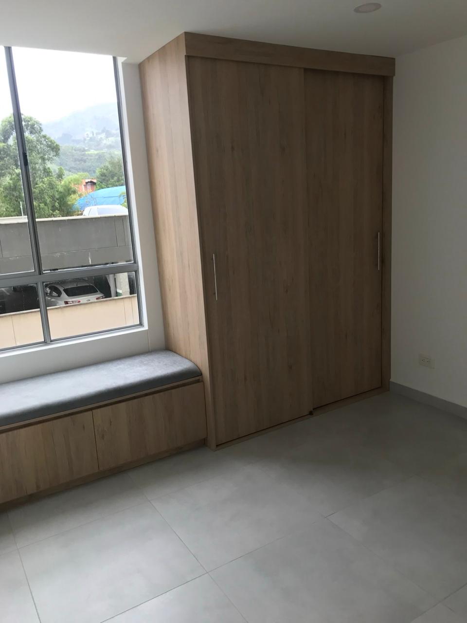 Apartamento en venta La Aldea La Estrella – 2H + 2 baños