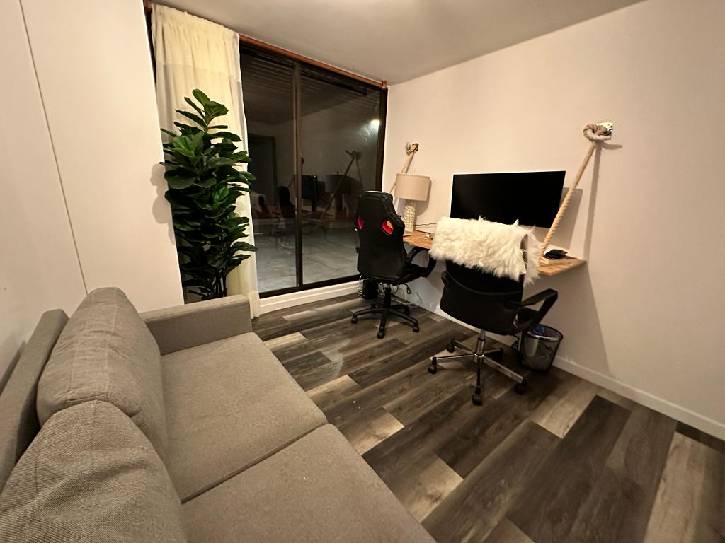 Apartamento en arriendo amoblado en Poblado Los Balsos Medellín