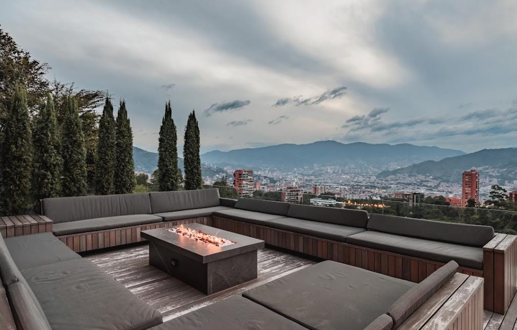 Apartamento amoblado para la venta- Poblado los Balsos Medellín