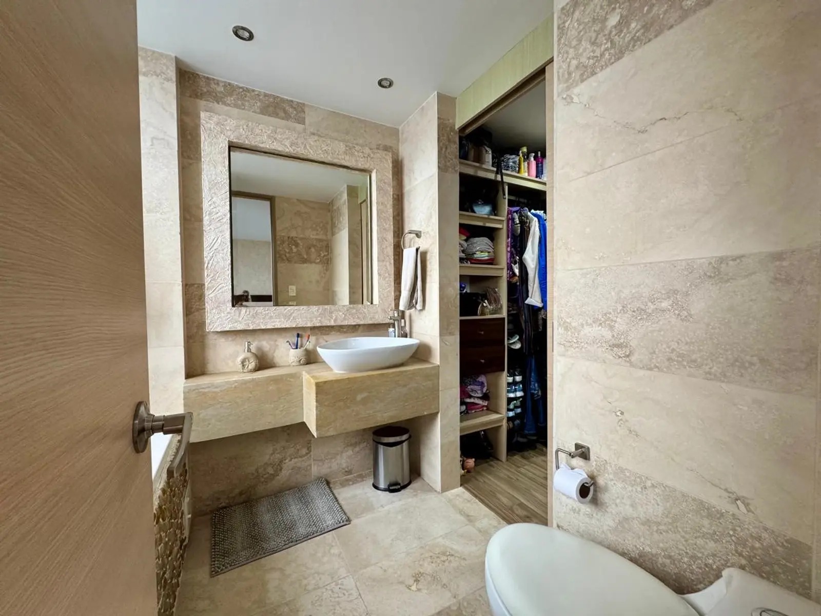 Apartamento en venta en Envigado Loma del Chocho