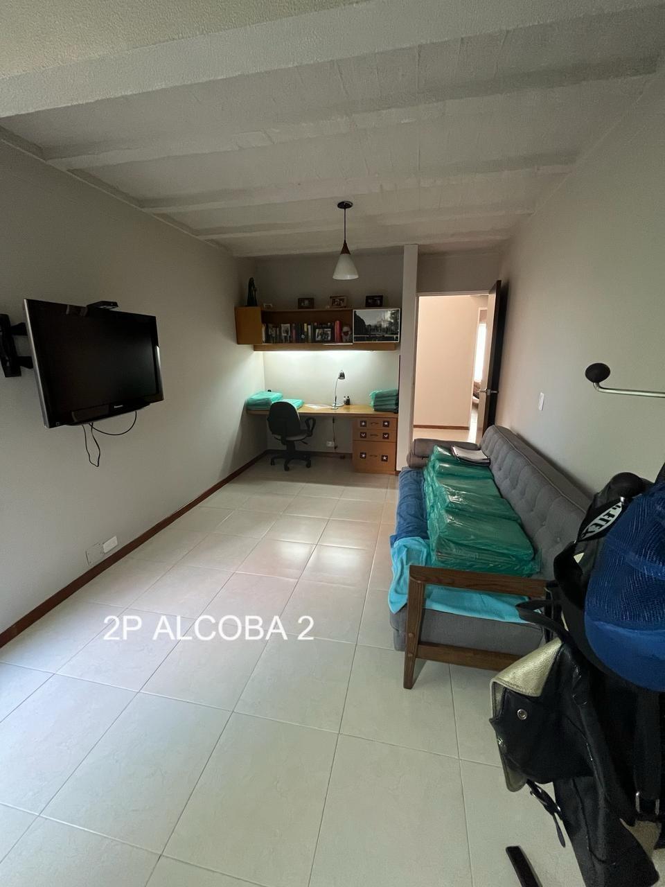 Casa en arriendo en Envigado Alcala