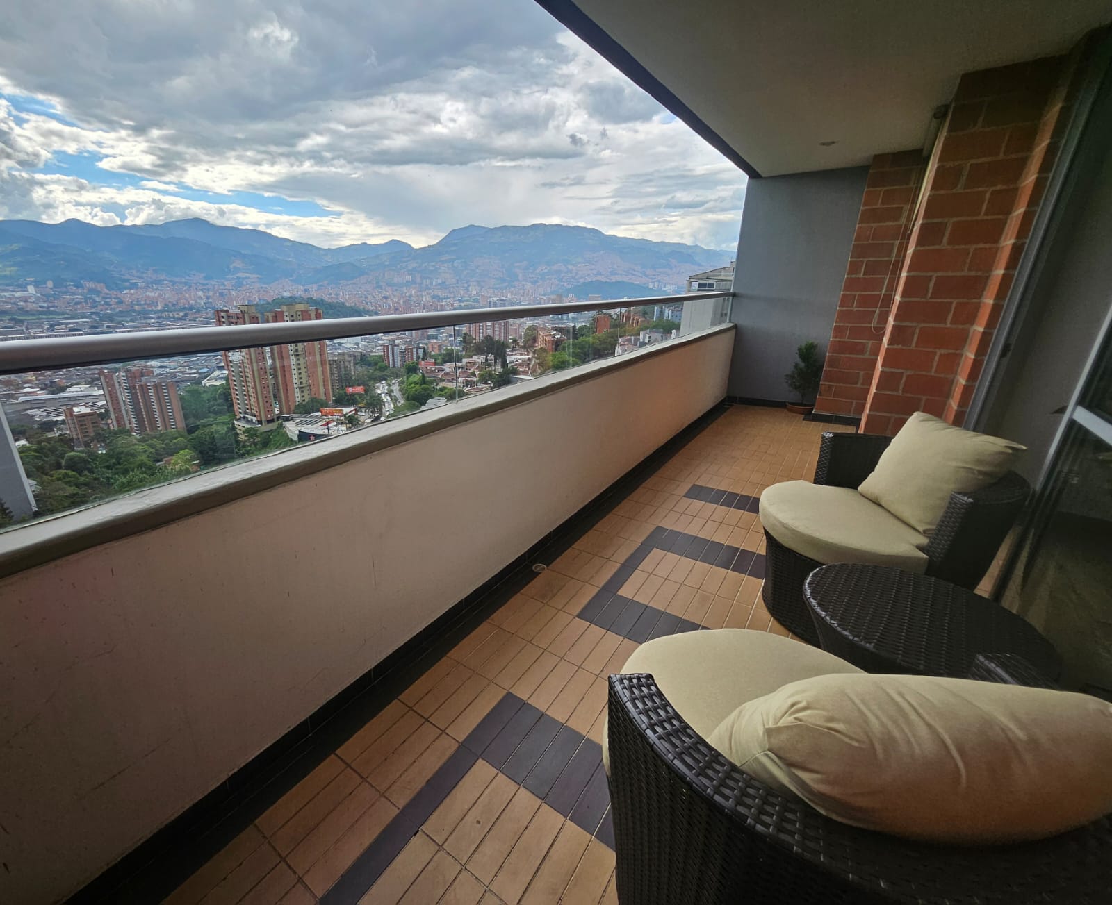 Apartamento en arriendo en Loma del Indio Poblado