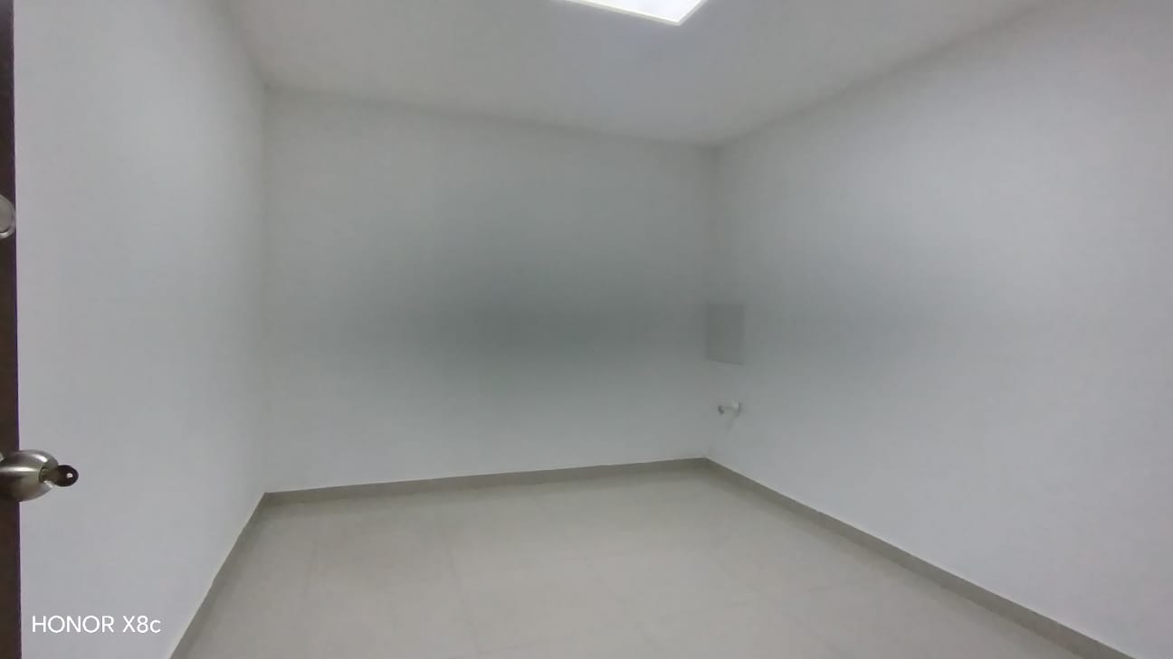 Casa comercial para arriendo en La 80 Estadio