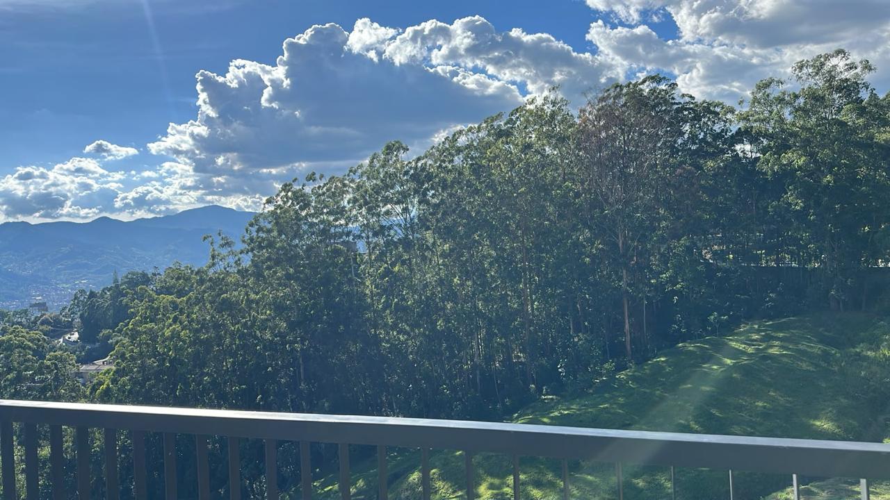 Apartamento para venta   en las Palmas Medellin