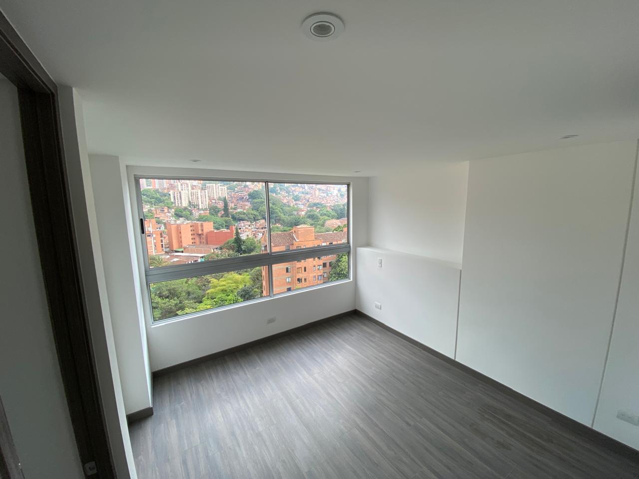 Apartamento Para La Venta En Envigado