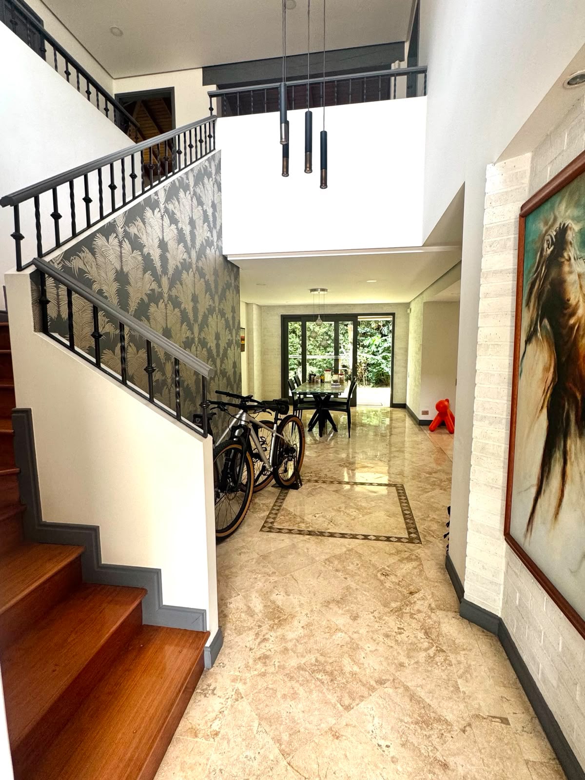 Casa en  venta en altos del   Poblado Medellin