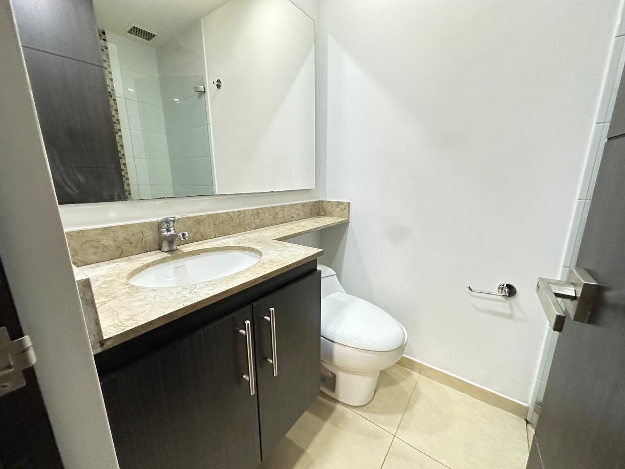 Apartamento en arriendo en Loma del Indio Poblado