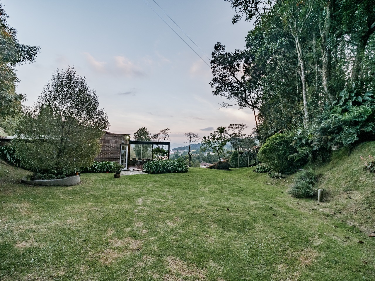 Casa en venta en Loma del Escobero Envigado