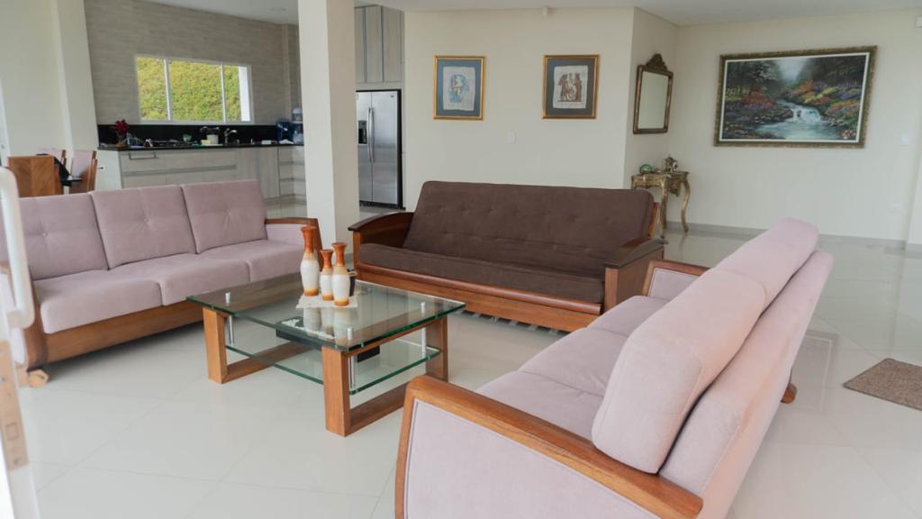 Casa finca en venta en Guatapé  Antioquia con acceso a la represa