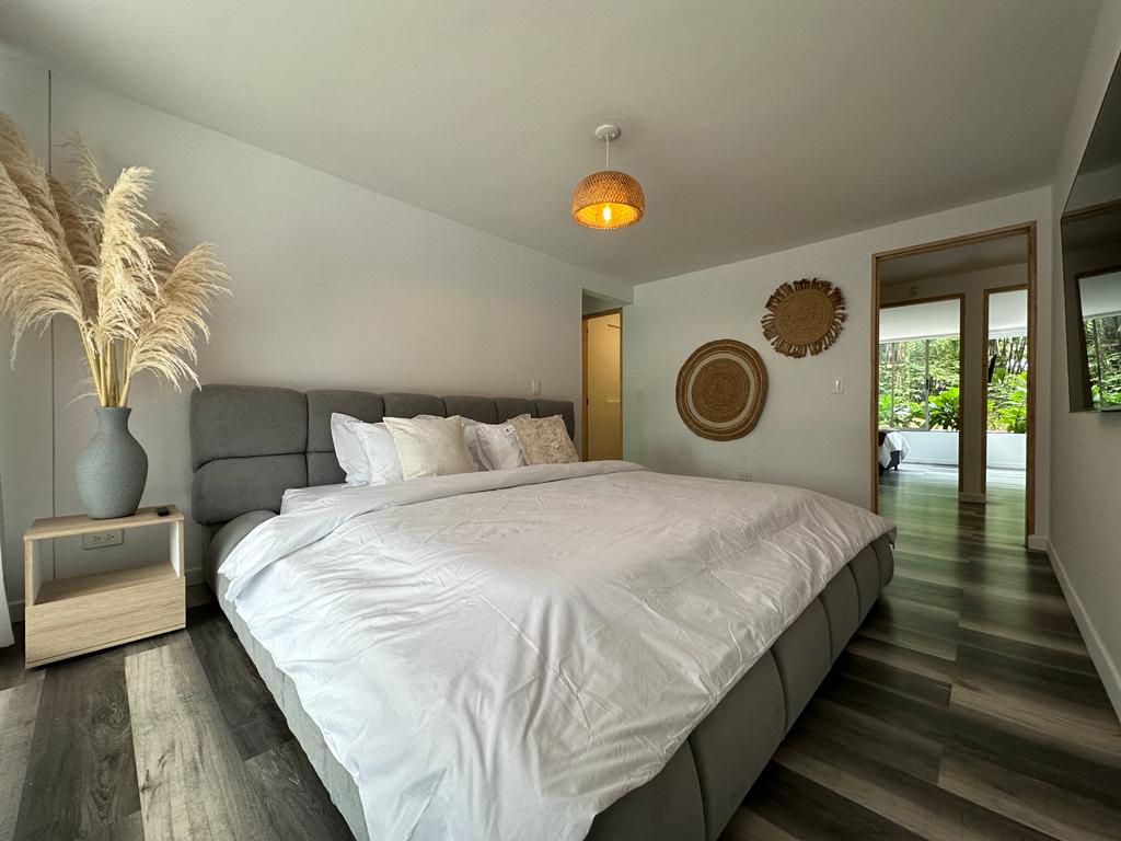 Apartamento en arriendo amoblado en Poblado Los Balsos Medellín