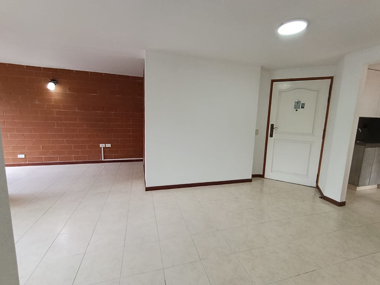 Arriendo apartamento en La Loma de Los Bernal