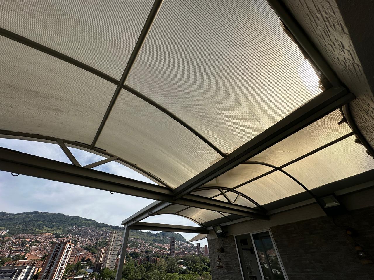 APARTAMENTO DUPLEX EN ARRIENDO SECTOR PILARICA