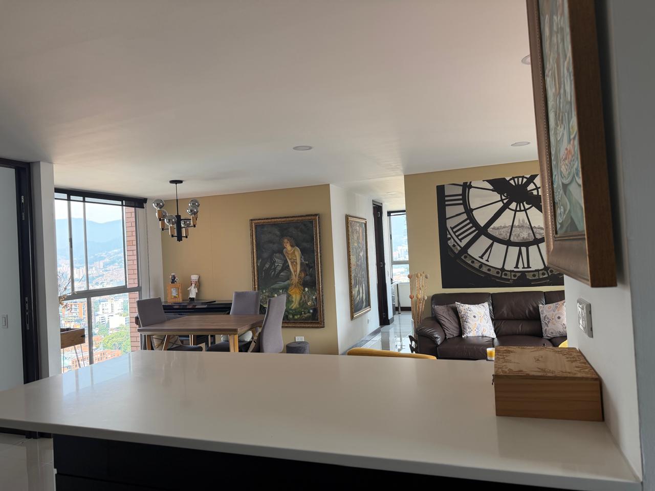 Apartamento en venta en Castropol Medellin