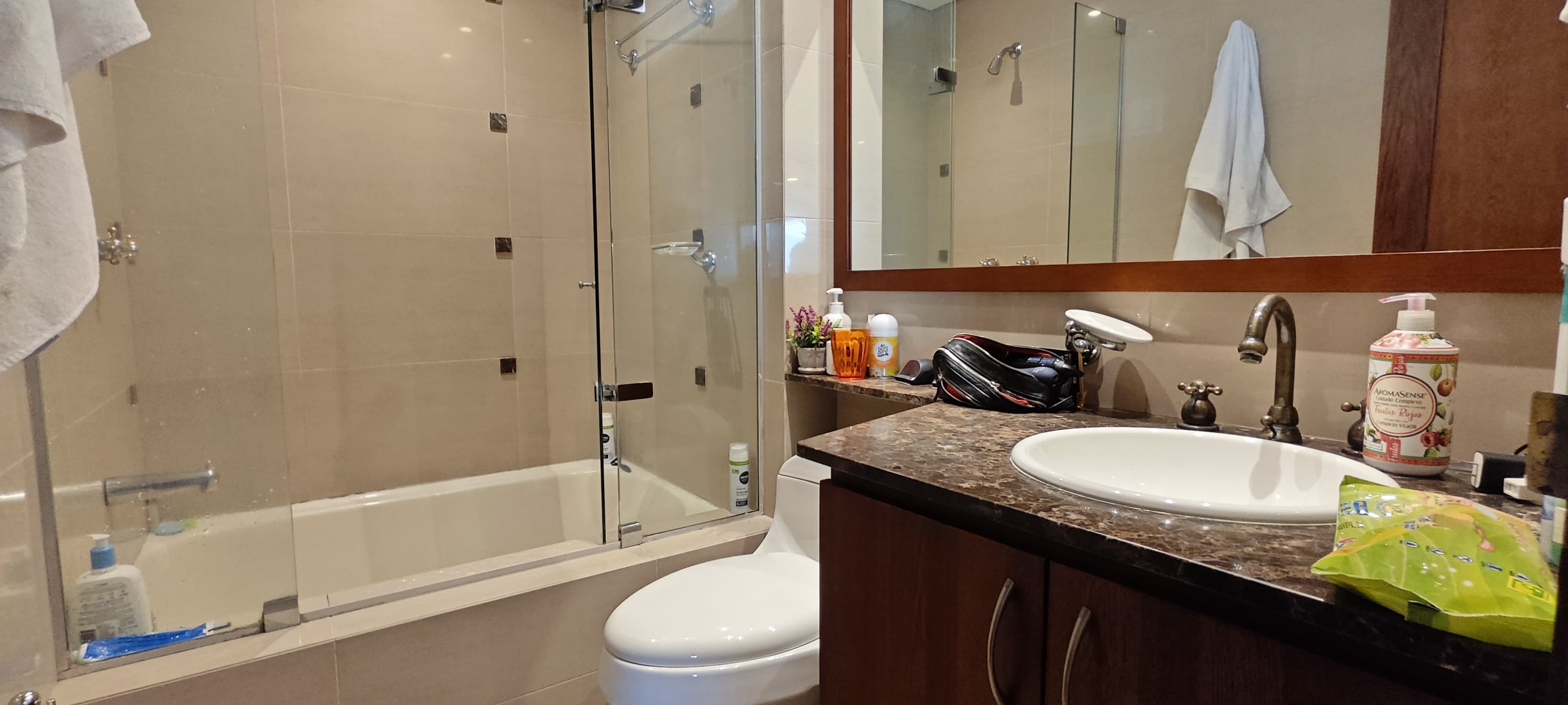 Apartamento para la venta en Loma de Los Gonzalez Poblado Medellin