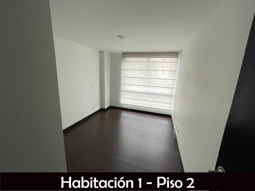 Casa para la venta en La Estrella Cerca del Parque - Antioquia