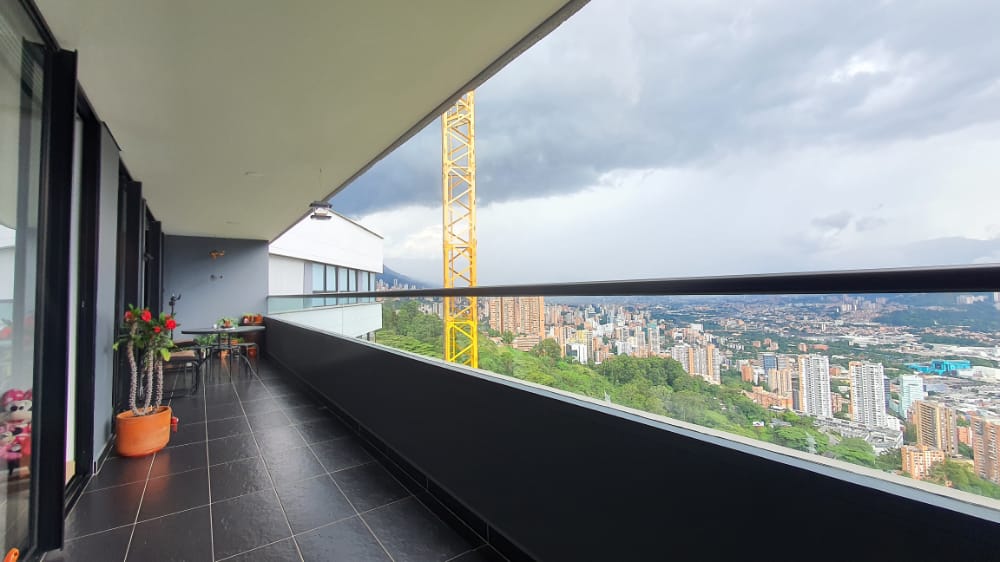 Apartamento para venta   en las Palmas Medellin