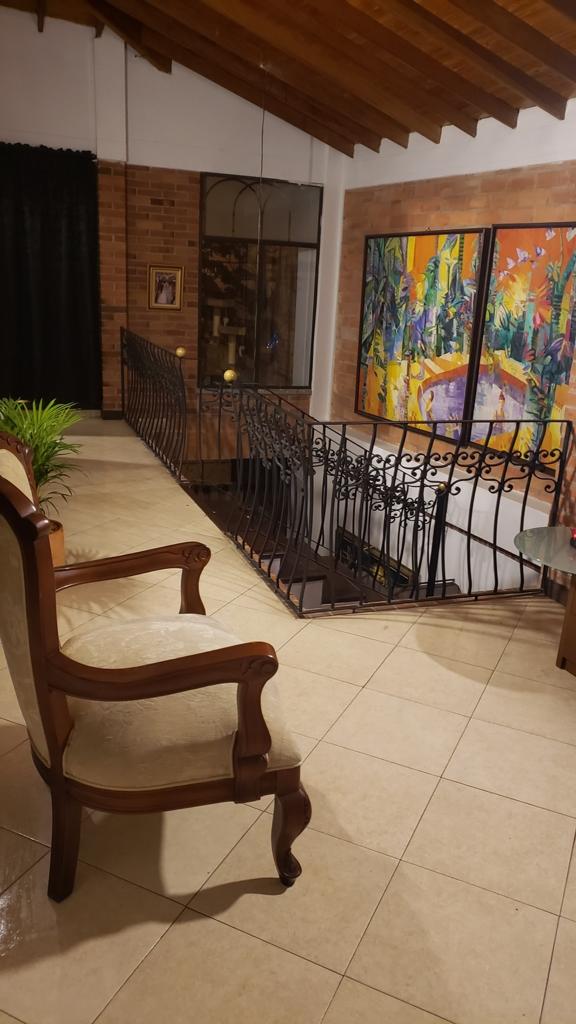 Hermosa casa para la venta en Sabaneta