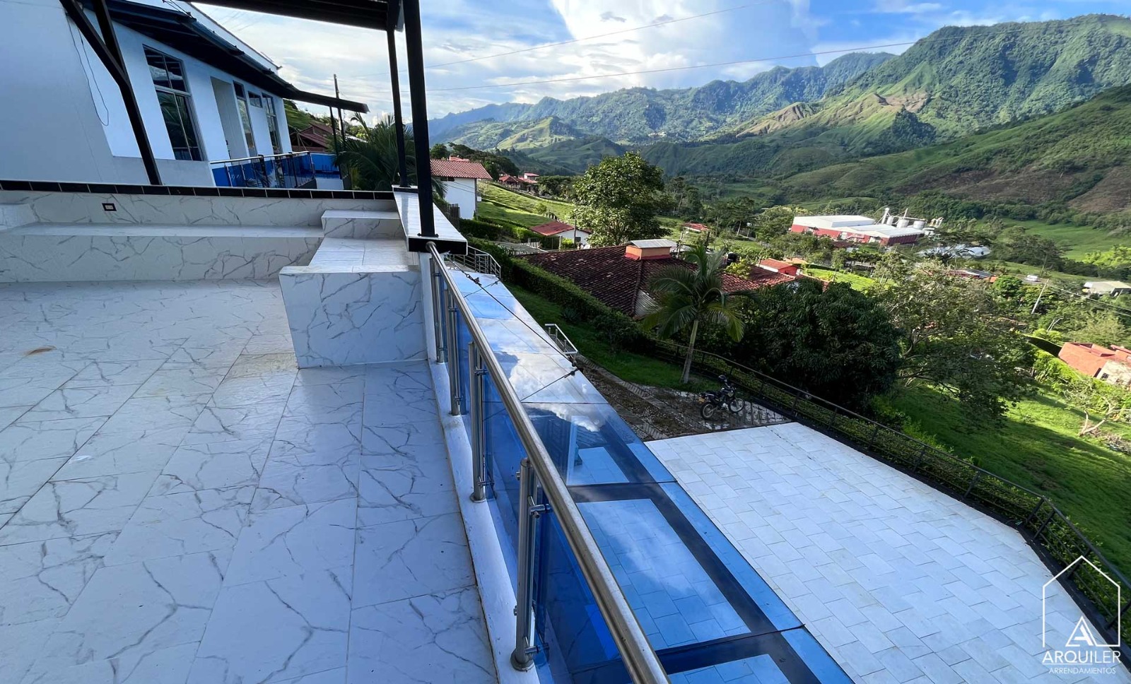 Casa campestre para venta en Andes Antioquia via Hispania