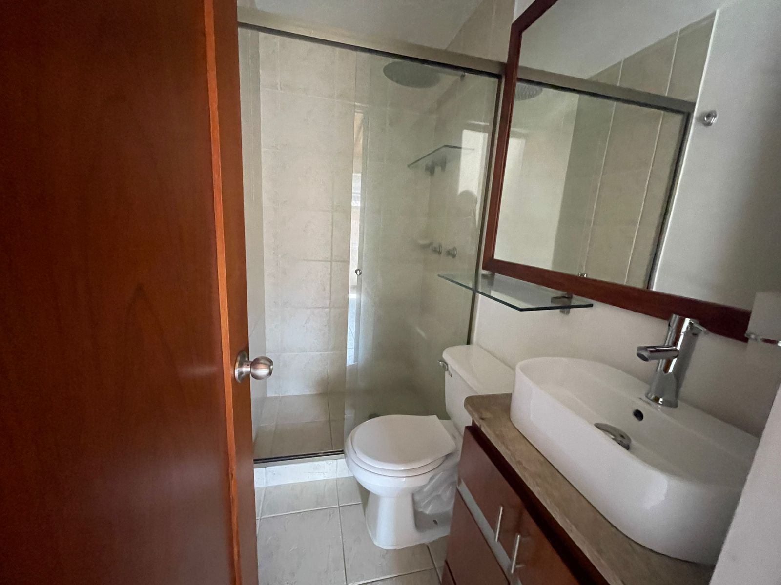 Casa en arriendo en Envigado Las Antillas