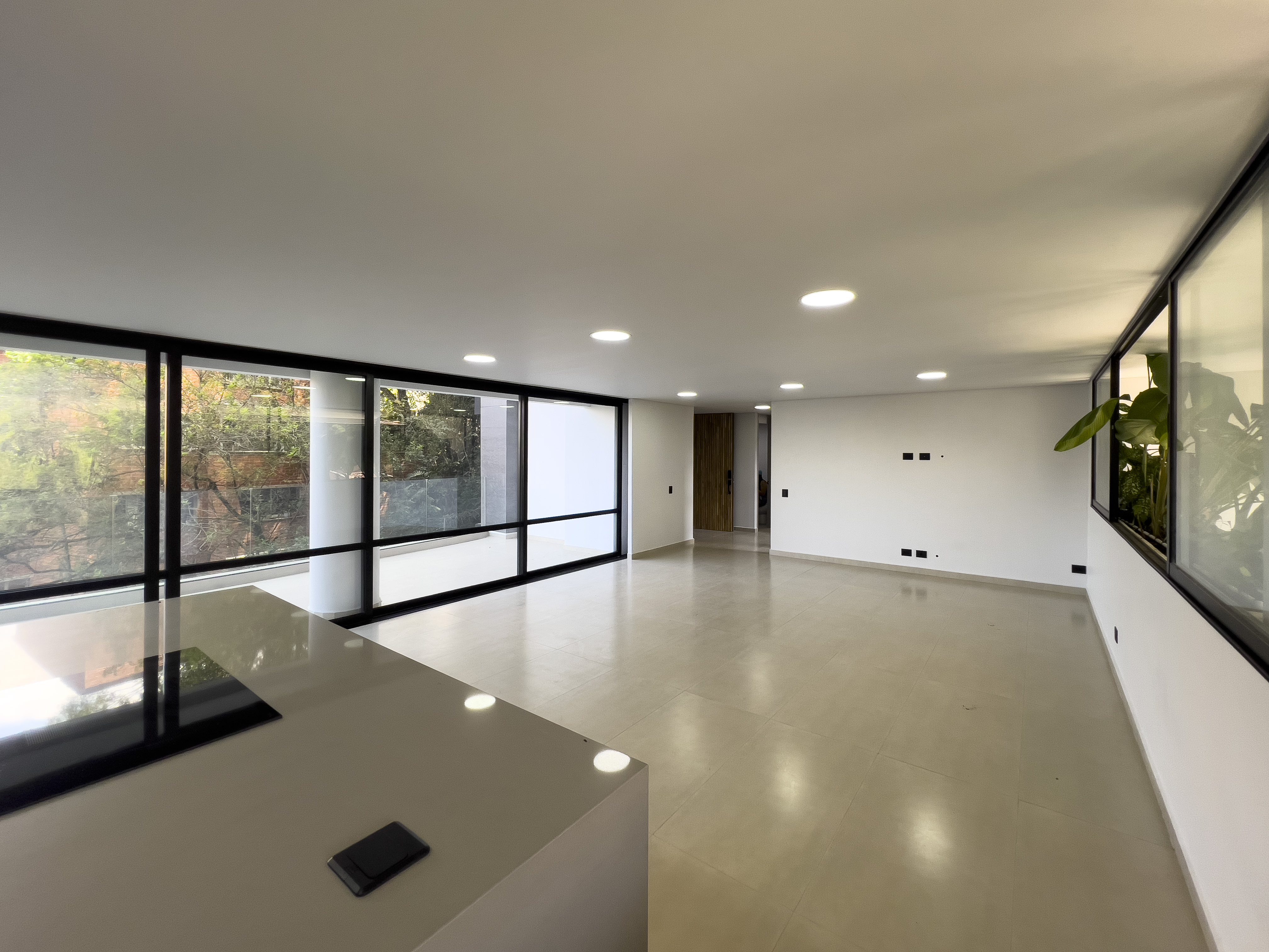 Apartamento en venta en el poblado Medellín cerca del Tesoro