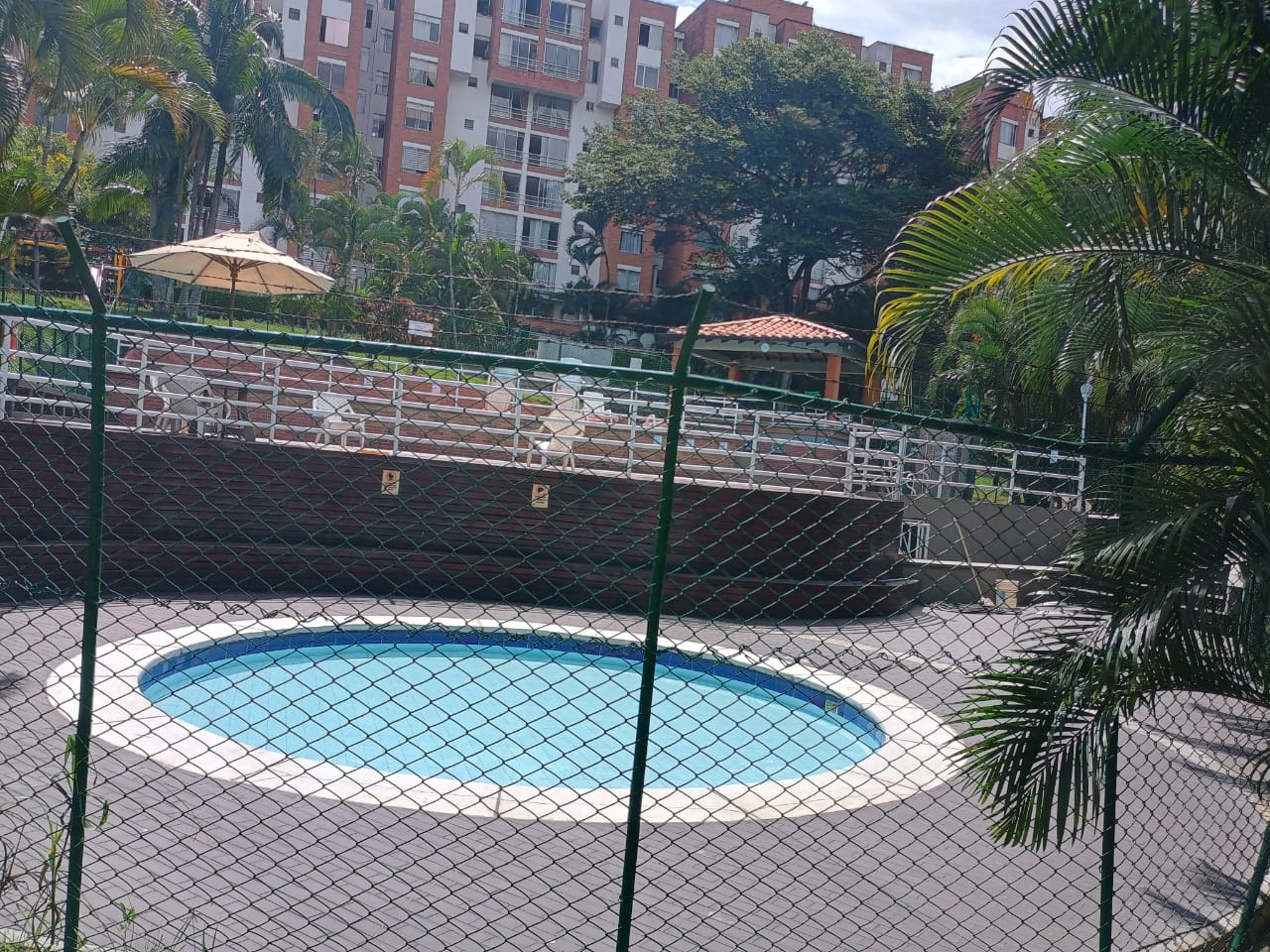 Apartamento en Venta Medellin Loma de los Bernal