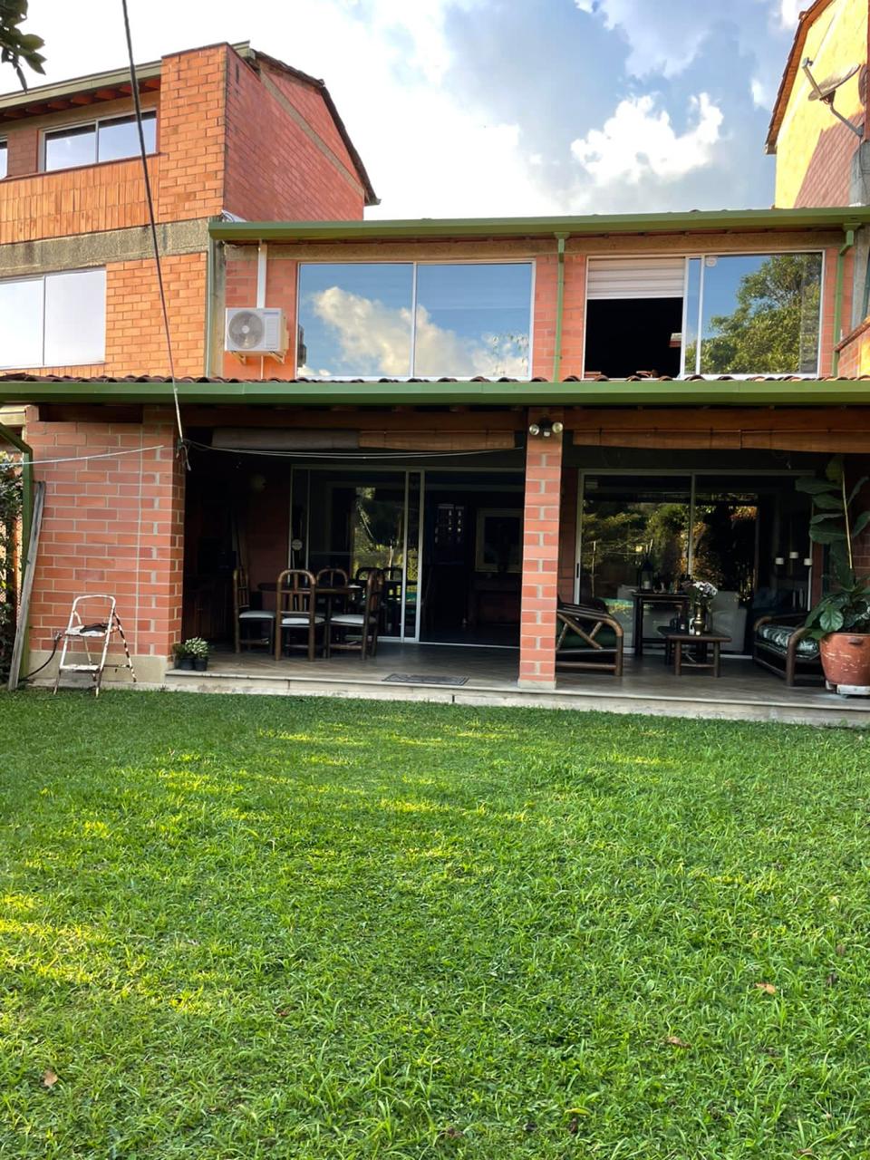Casa en venta en Envigado loma del chocho