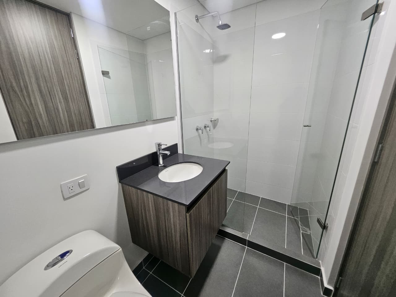 Apartamento para estrenar en arriendo en Las Palmas Medellín