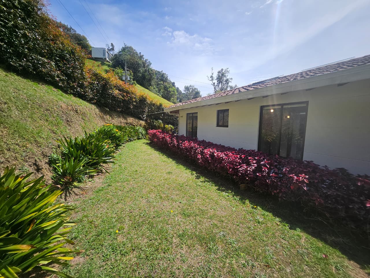Casa para arriendo en Envigado Loma del Escobero
