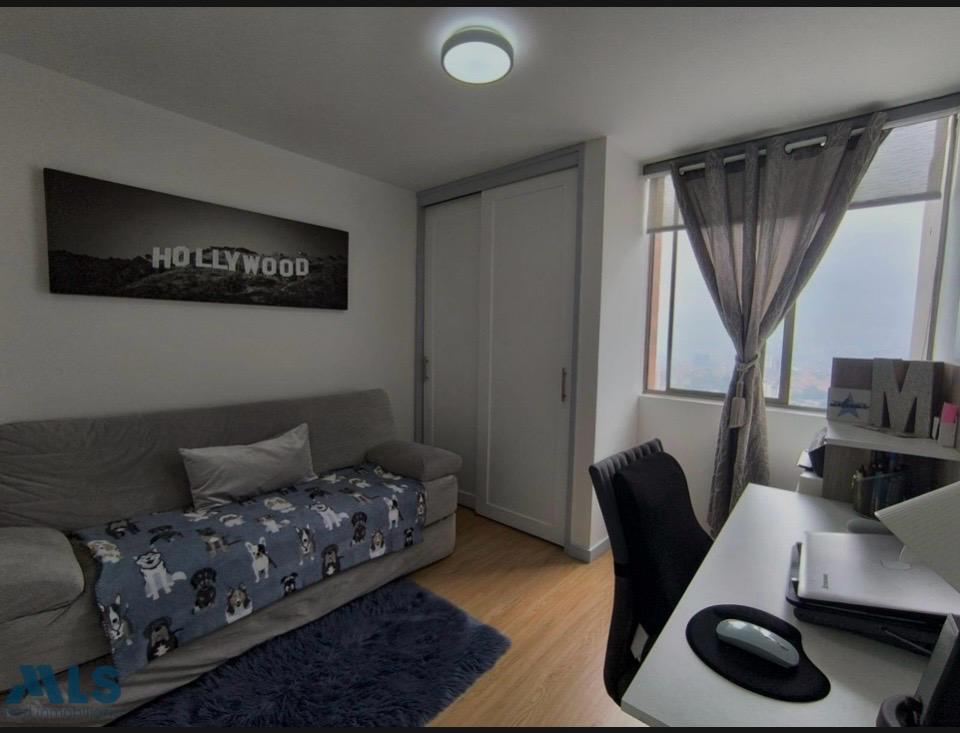 Apartamento para la venta en Envigado Loma del Barro