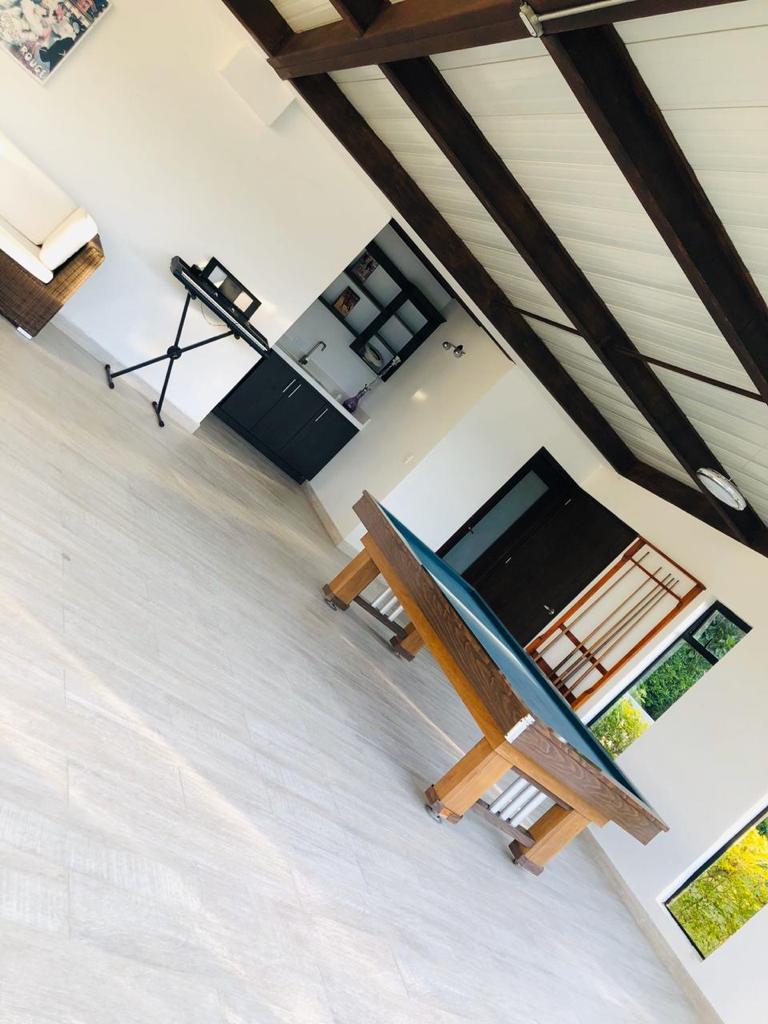 SE VENDE FINCA EN GIRARDOTA (ANTIOQUIA)