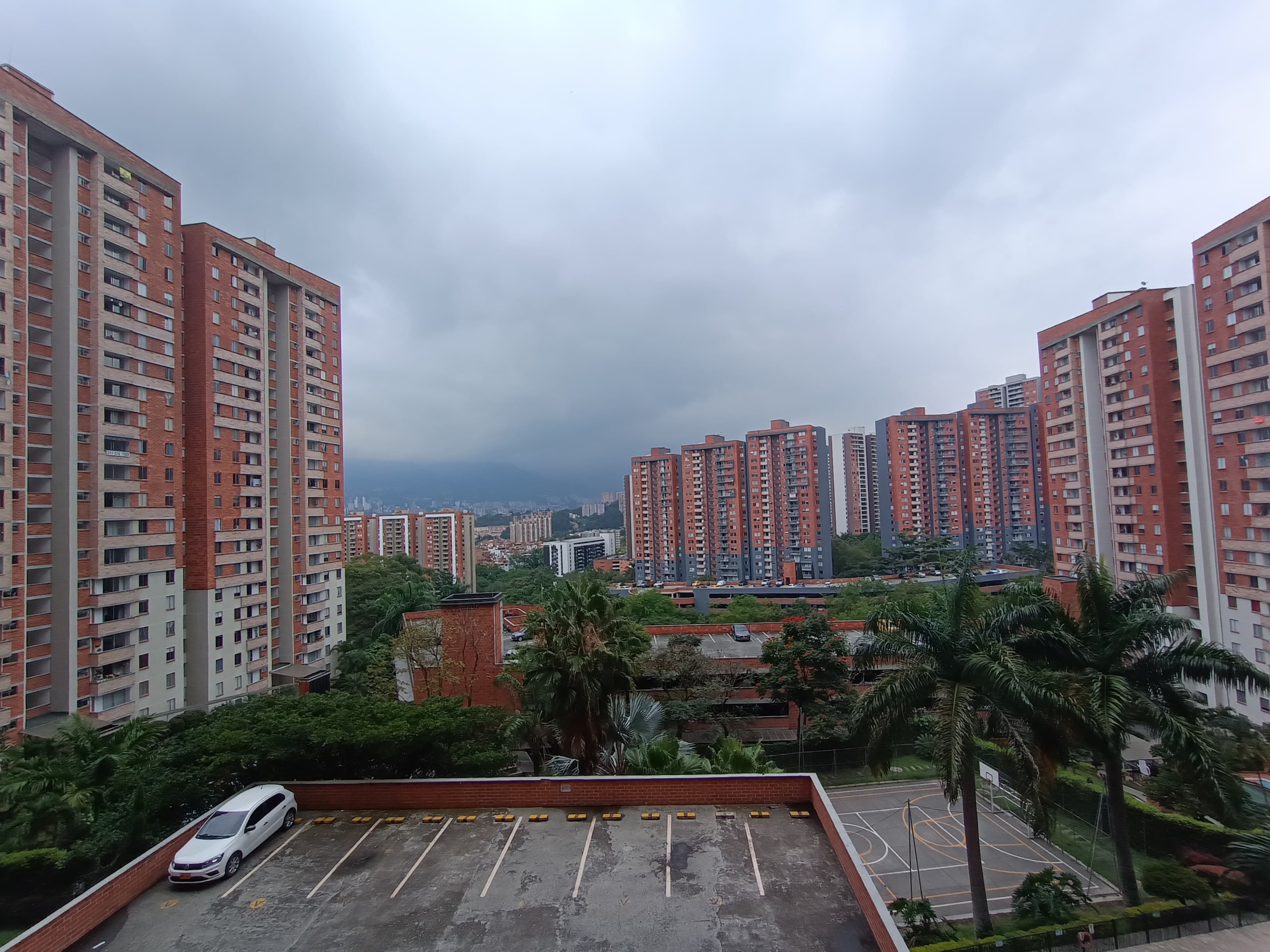 Apartamento en venta Medellin Loma de los Bernal