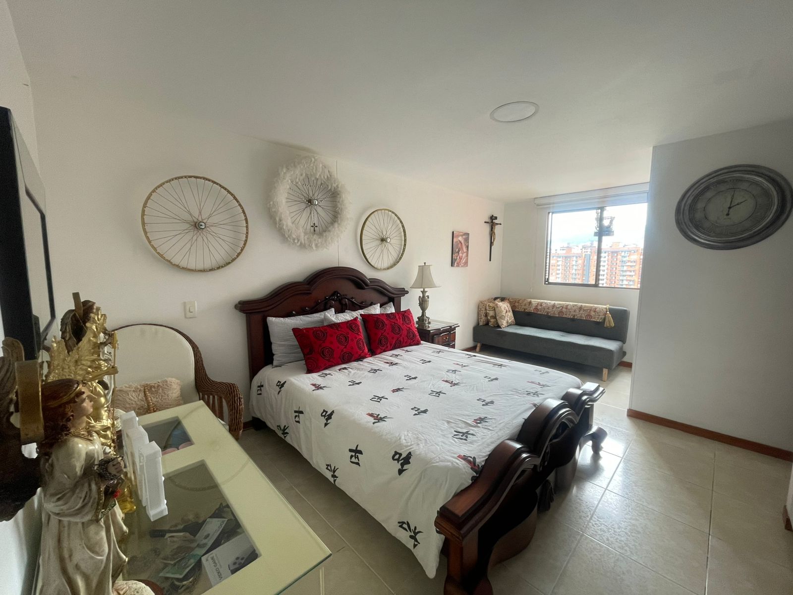 Apartamento en venta Medellin Loma de los Bernal