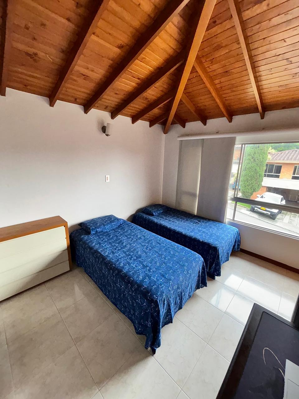 Casa en venta en Envigado la Calleja