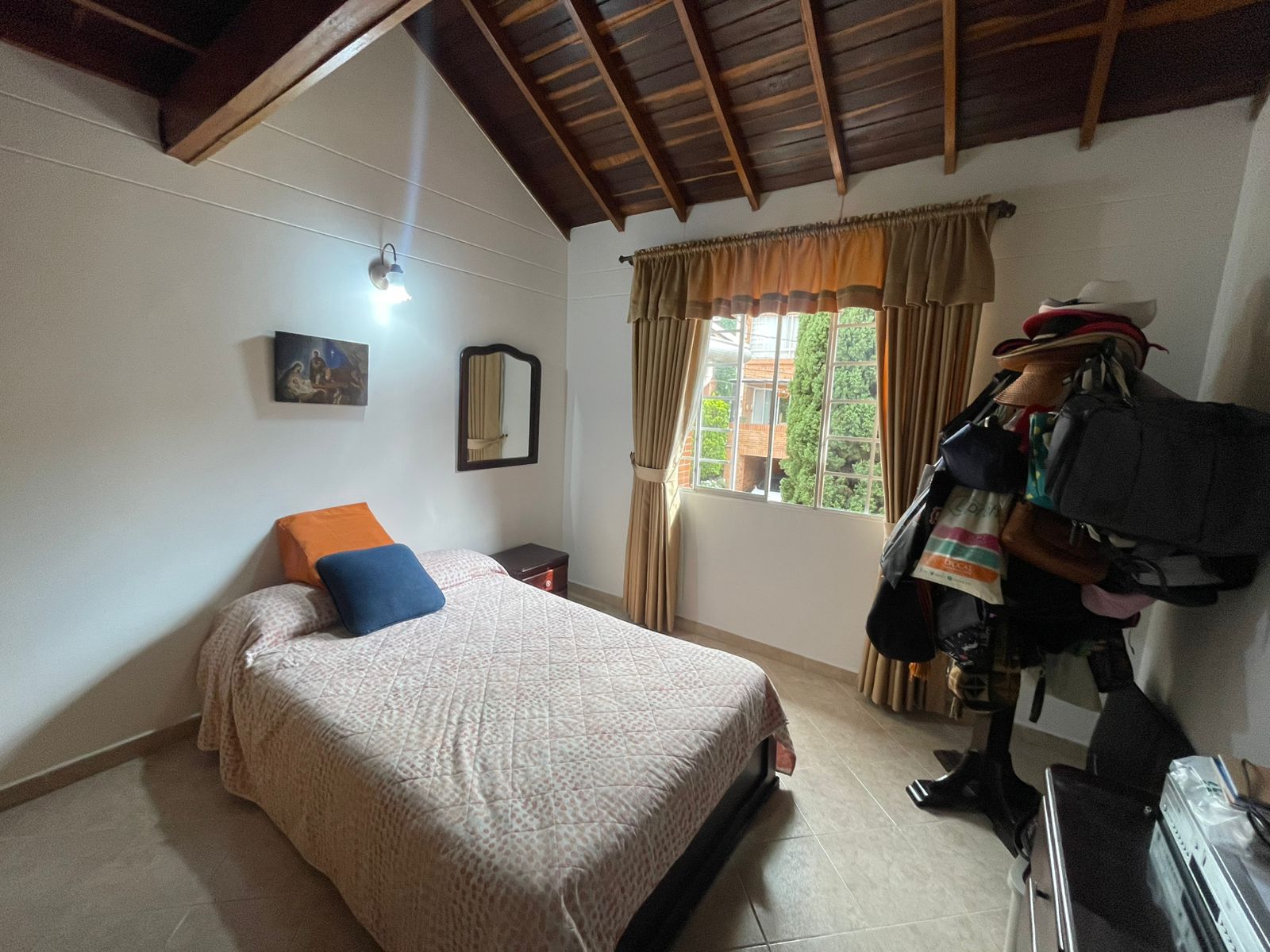 Casa para la venta en Belen La Mota