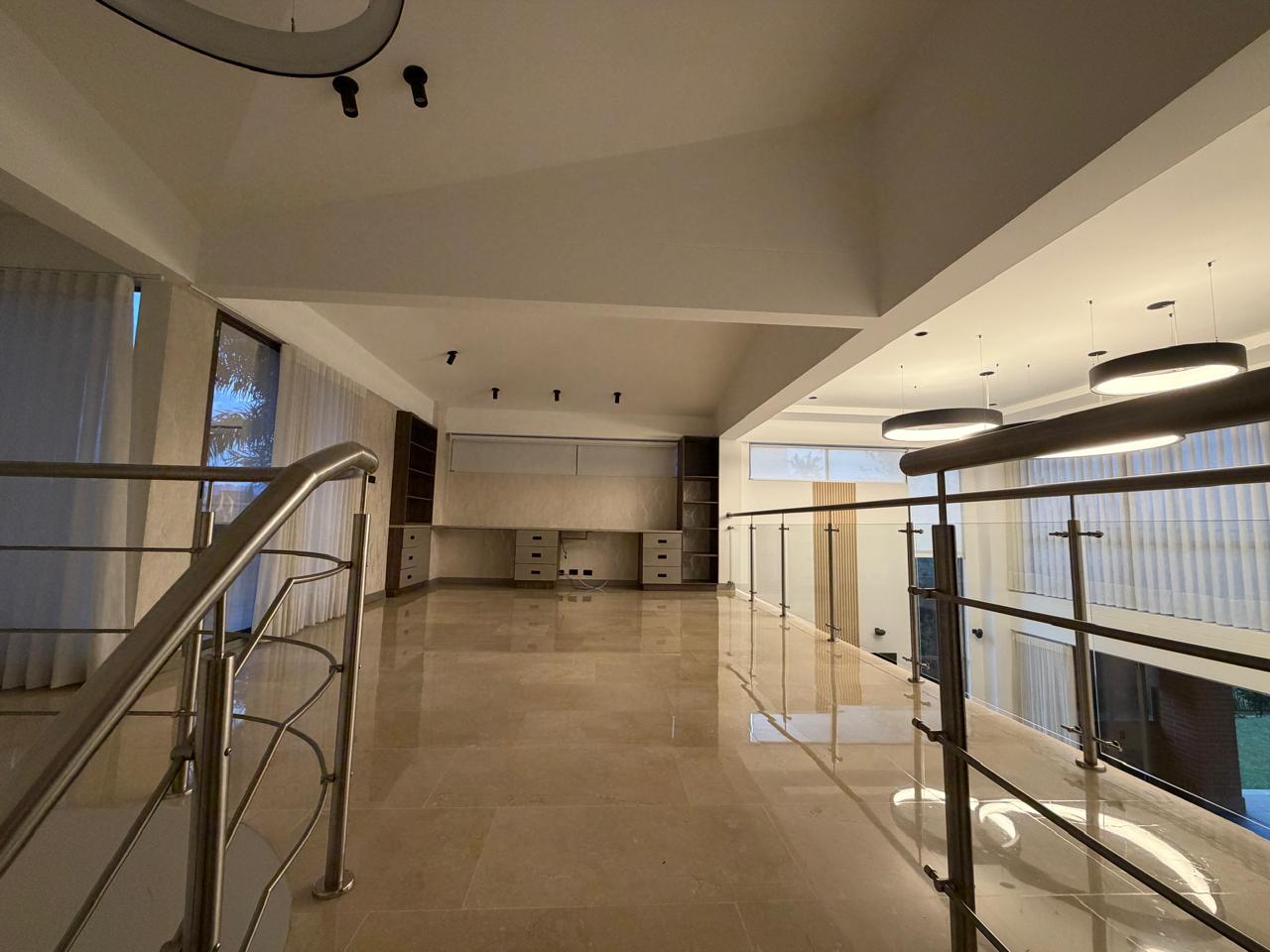Casa en  venta en la Calera el    Poblado Medellin