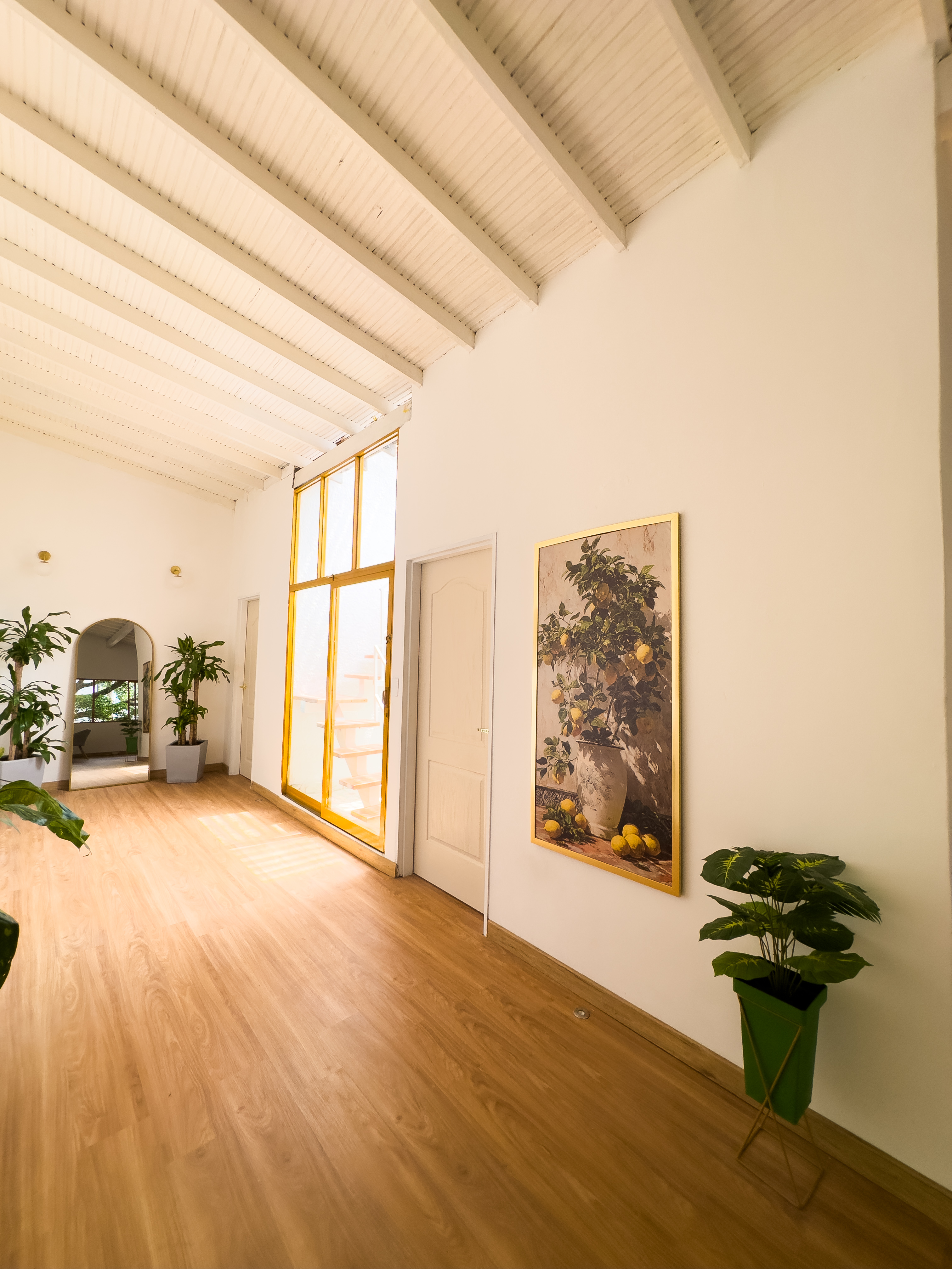 Casa en venta - comercial o residencial en Santa Lucia - Medellin