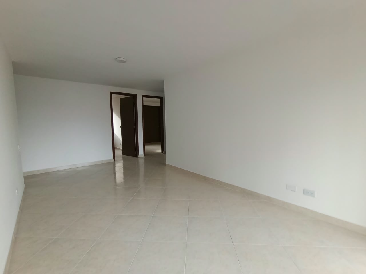 Apartamento en arriendo en Loma de los Bernal Medellín